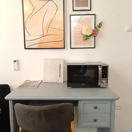 Apartment In Mind *